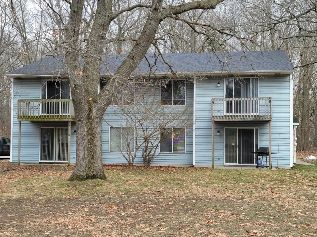 15306 Clovernook  Apt. 4