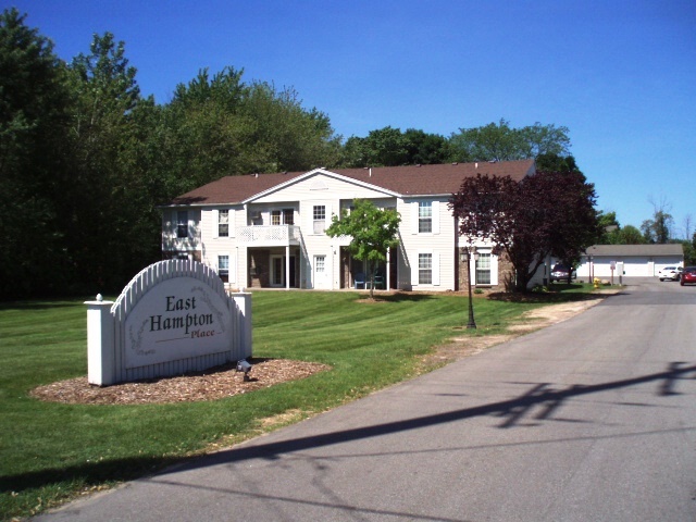 340 Country Club Road (East Hampton Apartments) #123 (2nd Floor)