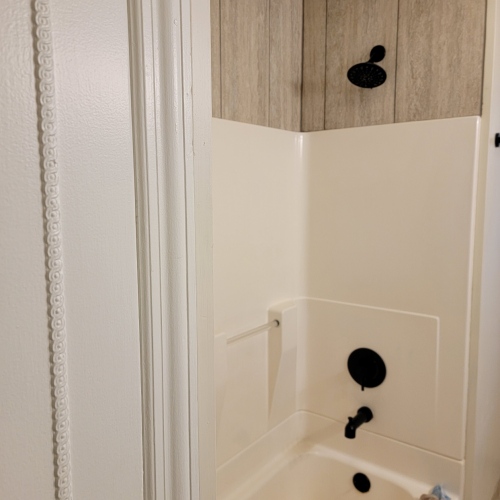 5-Bathroom-tub