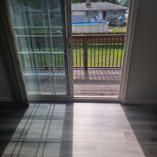 9a-Deck-off-the-Living-room