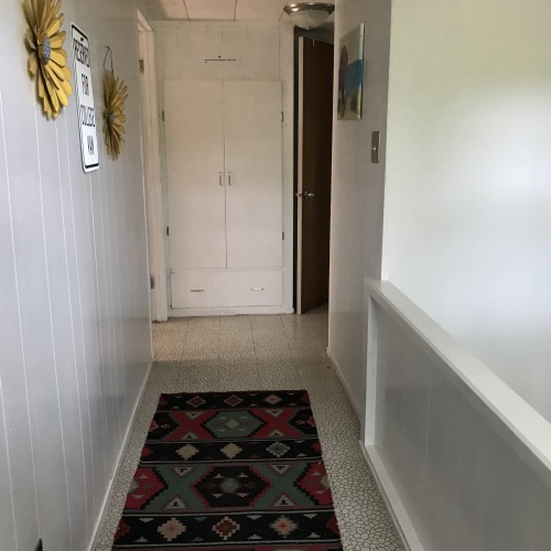 Hallway-upstairs-pictured