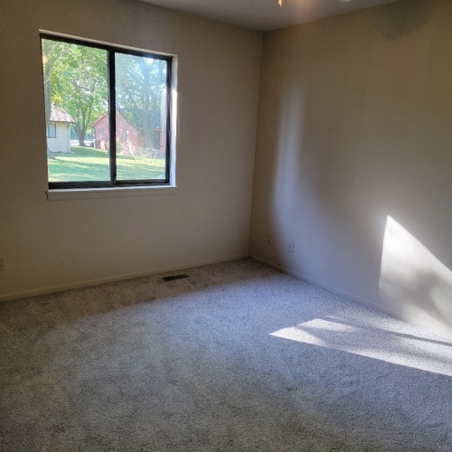 11-2nd-Bedroom