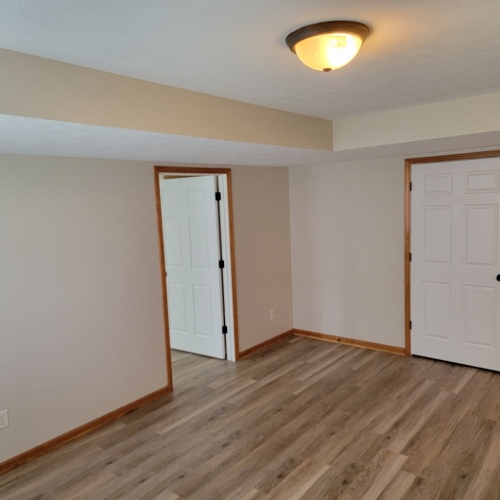 16-Lower-family-room
