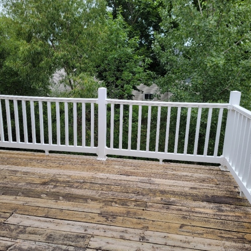 22-Deck-off-Kitchen