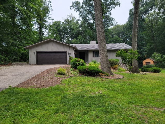 978 Sycamore (Waukazoo Woods Home)